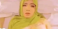 Latest Indo Video Viral Artis Phenomenon of Abg Viral Sma 2025 Ukhti Jilbab Wiwik di Warung Kosong Takut Ketahuan One for All Indonesia